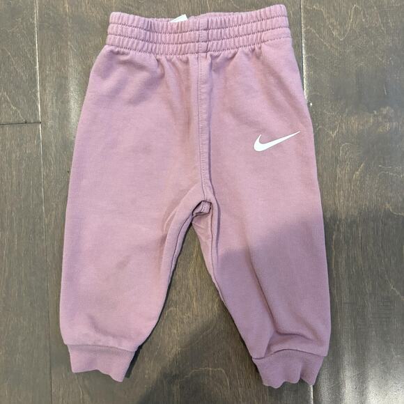 Nike Baby Girl Outfit Set 3pc Bodysuits Pants 6 Months Infant Newborn Gift Set - Picture 4 of 11